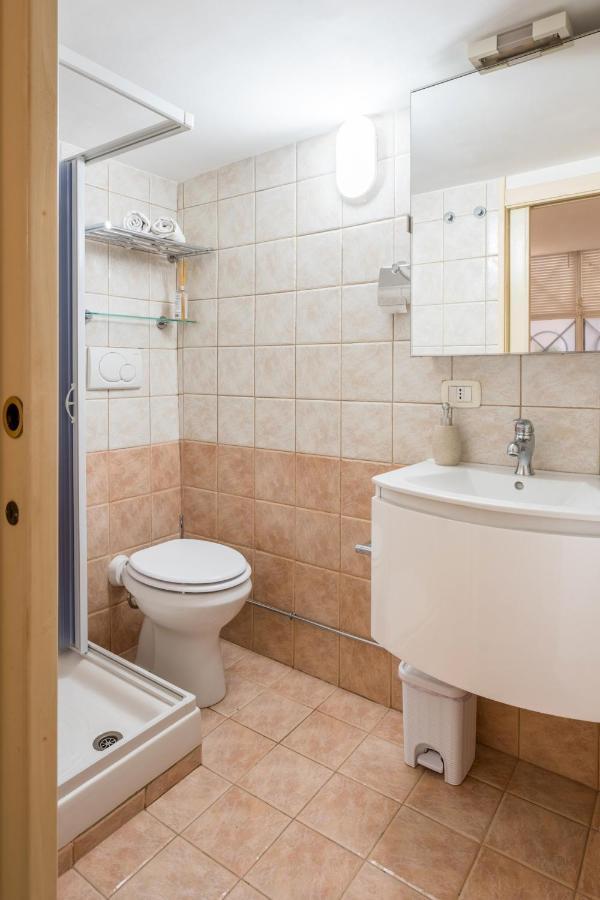 Studio D'Artista, Elegante Loft Nel Cuore Di Roma Exterior photo